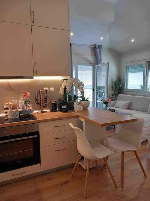 Cozy Studio Στο Κεντρο Larissa Extérieur photo