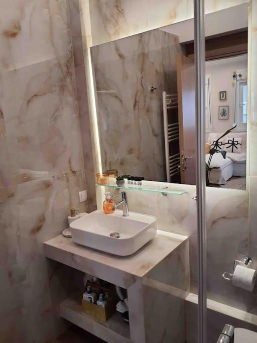 Cozy Studio Στο Κεντρο Larissa Extérieur photo