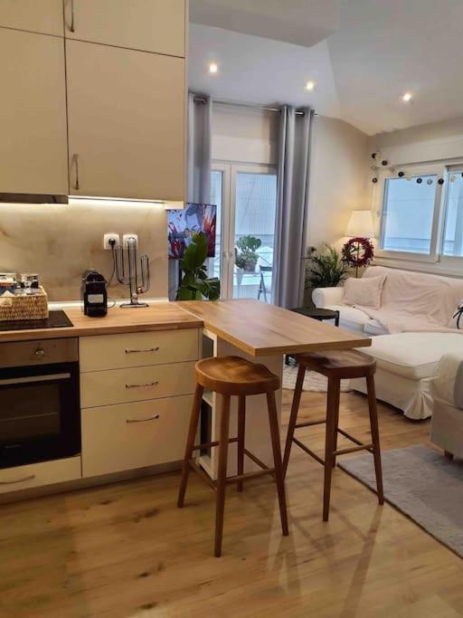 Cozy Studio Στο Κεντρο Larissa Extérieur photo